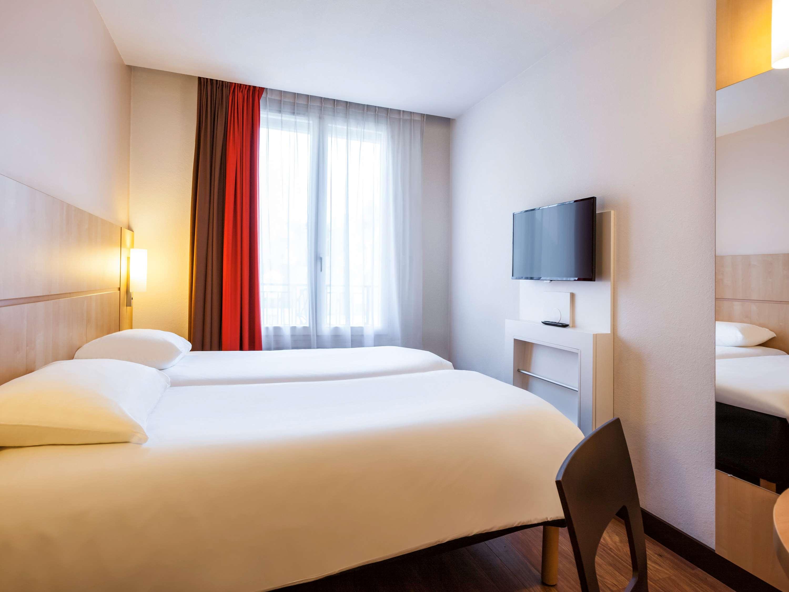 Отель Ibis Paris Gare De L Est 10Eme Экстерьер фото