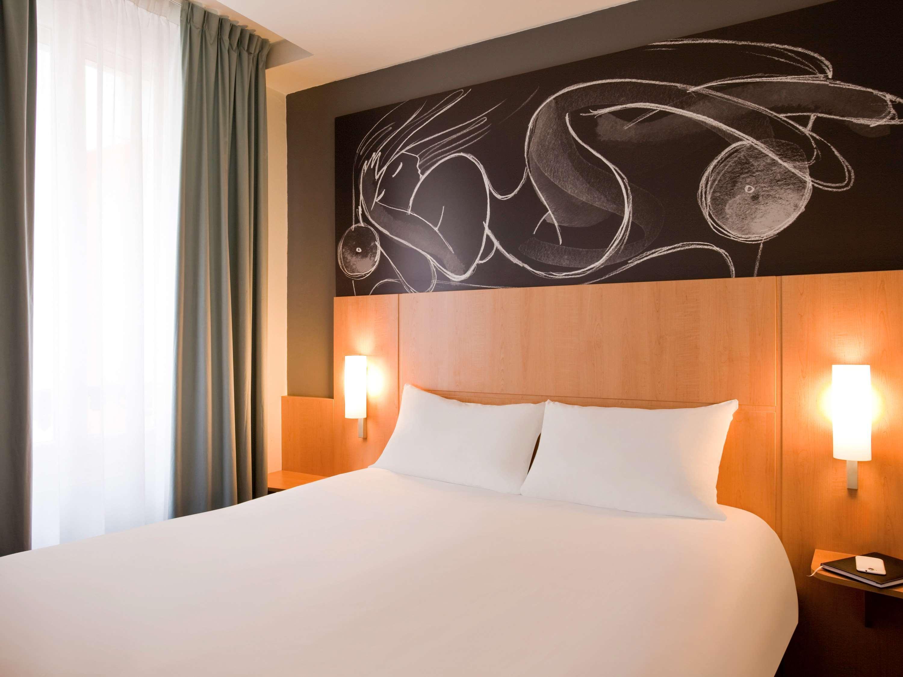 Отель Ibis Paris Gare De L Est 10Eme Экстерьер фото